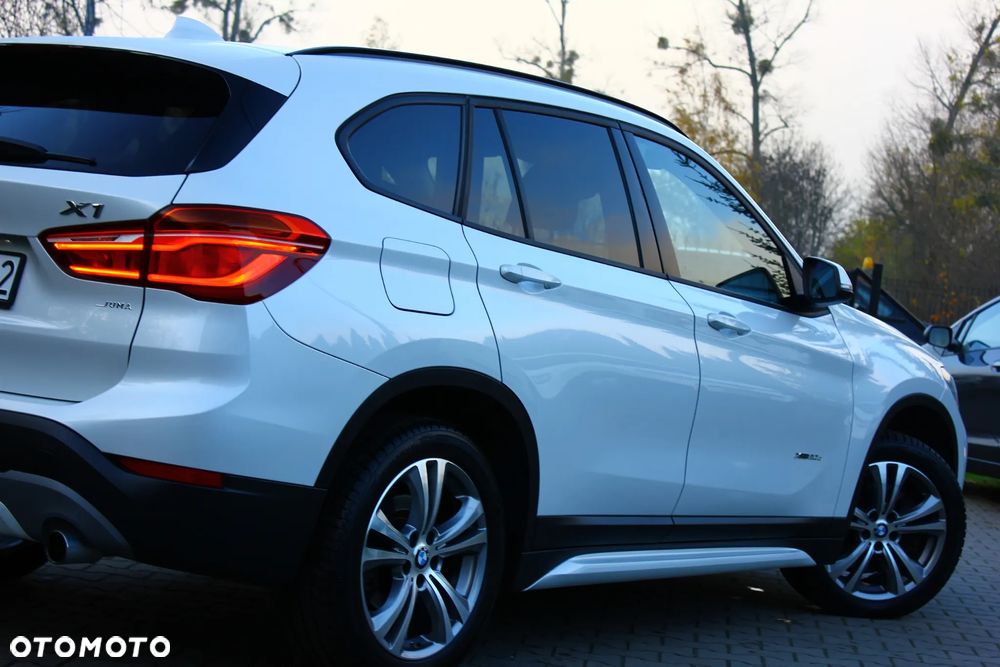 BMW X1 - 15