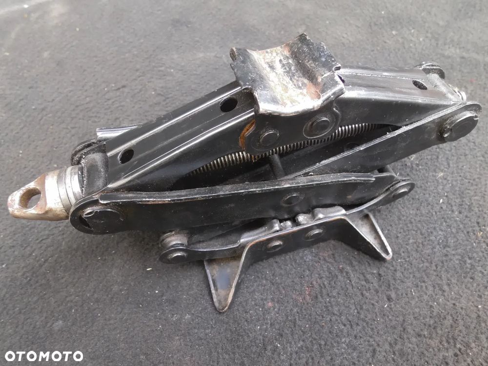 PODNOŚNIK SAMOCHODOWY TRAPEZOWY LEWAREK - 2