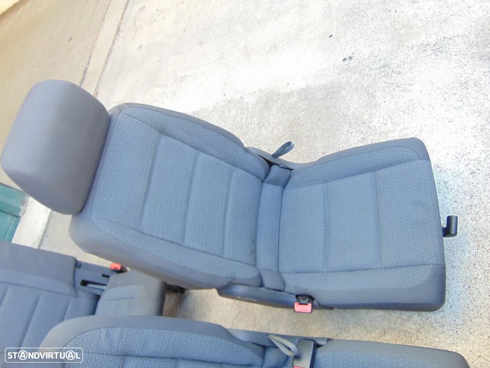 VW Touran 2005 bancos - 10