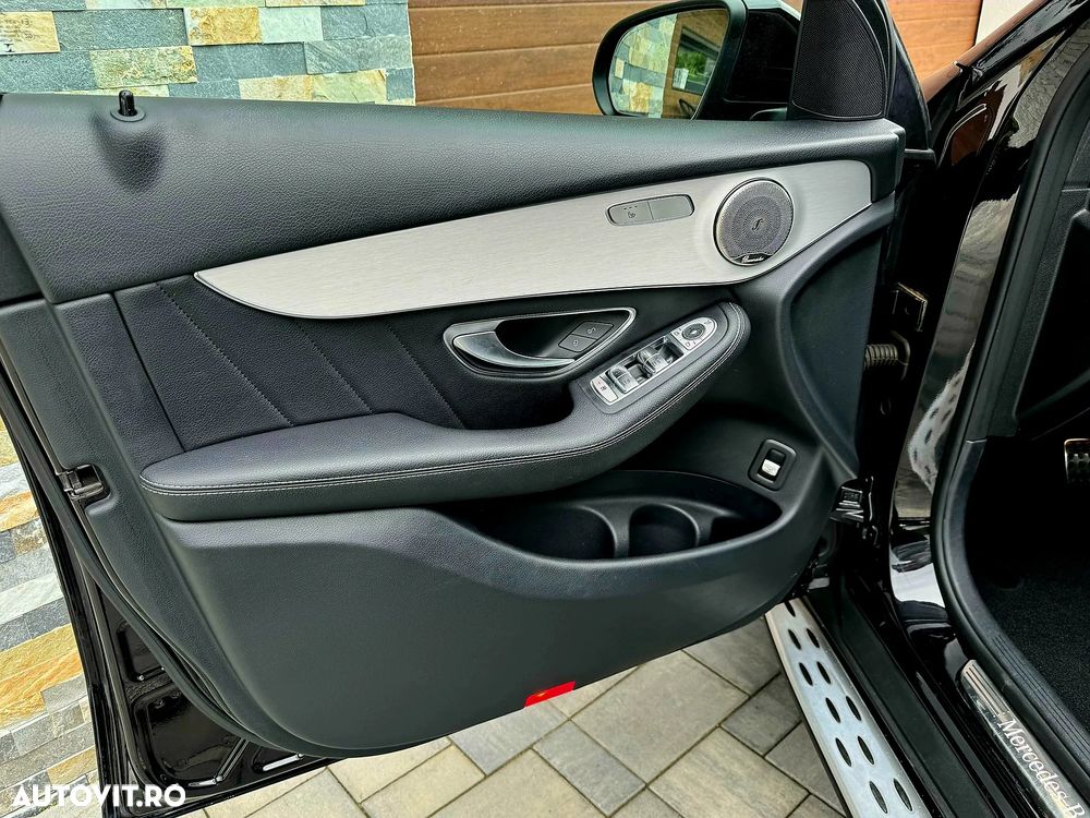 Mercedes-Benz GLC 220 d 4Matic 9G-TRONIC AMG Line - 7