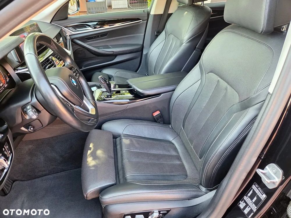 BMW Seria 5 - 16