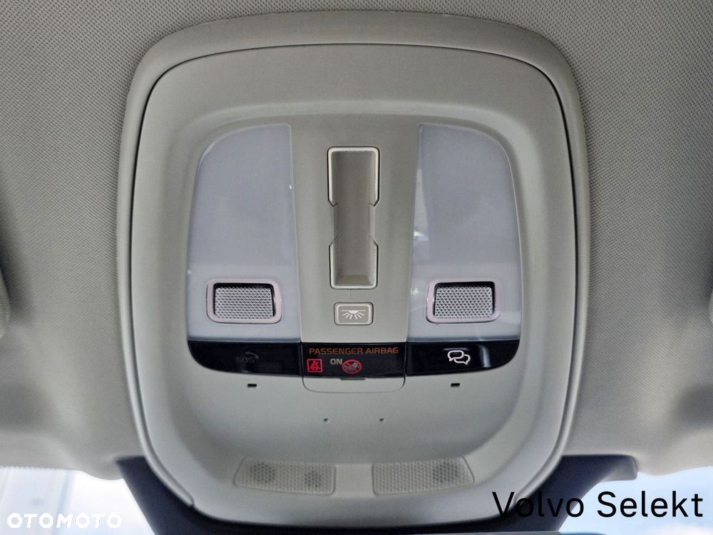Volvo XC 90 - 35
