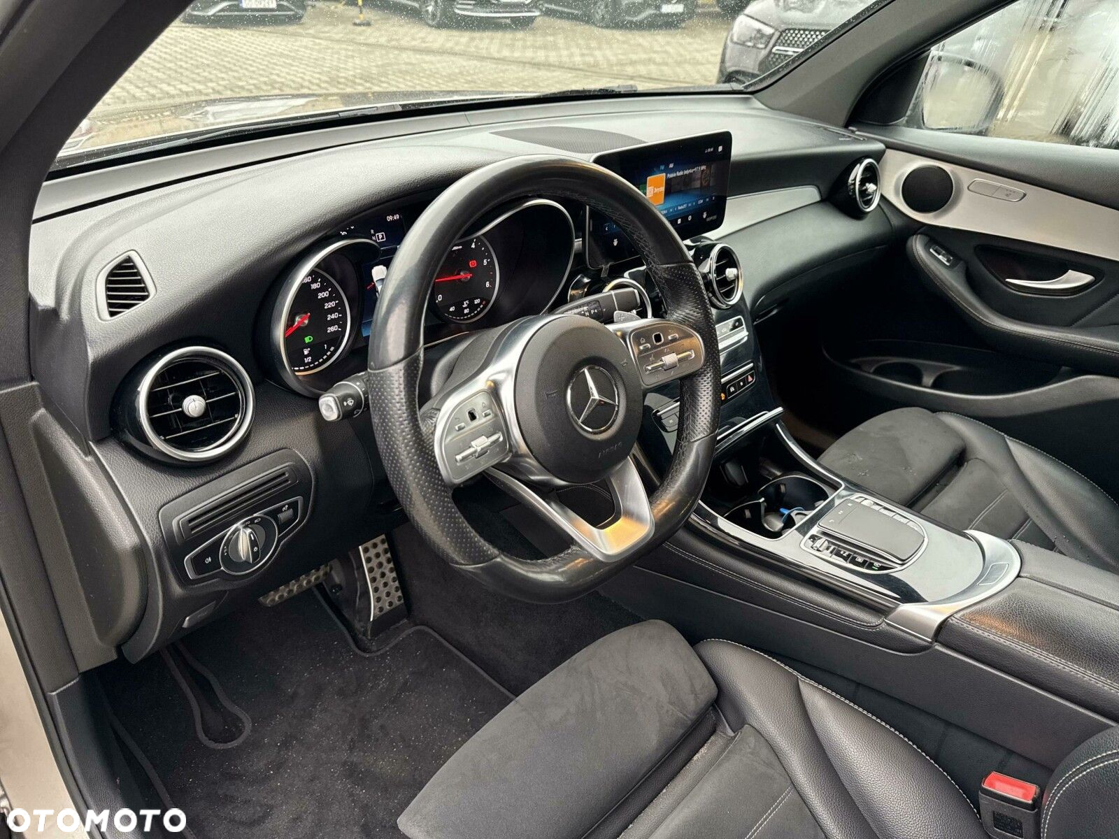 Mercedes-Benz GLC 200 d 4-Matic Business Edition - 11