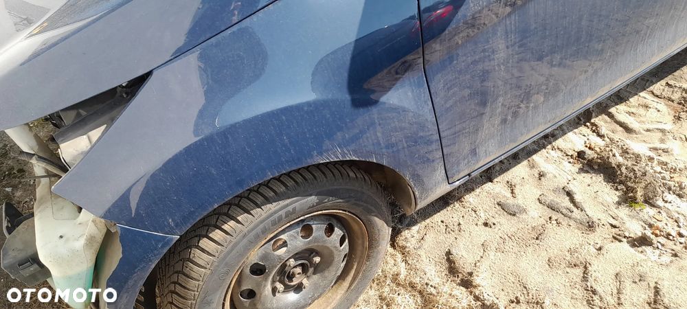 ford fiesta mk7 1,6 tdci skrzynia biegów  8A6R-7002-FB - 8