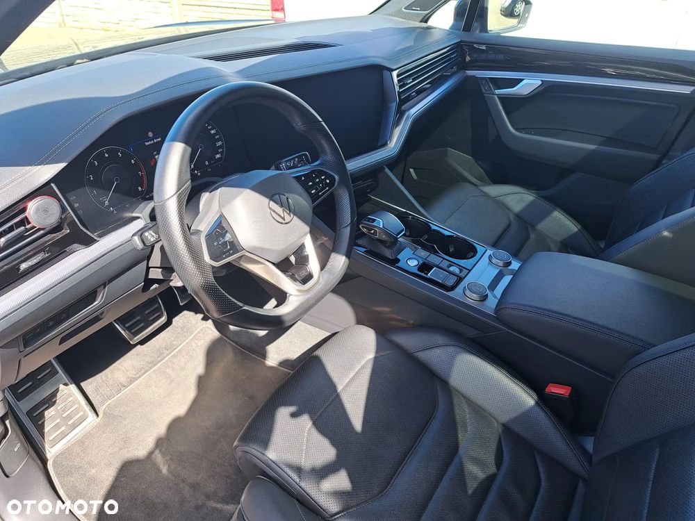 Volkswagen Touareg 3.0 V6 TFSI 4Motion R-Line - 9