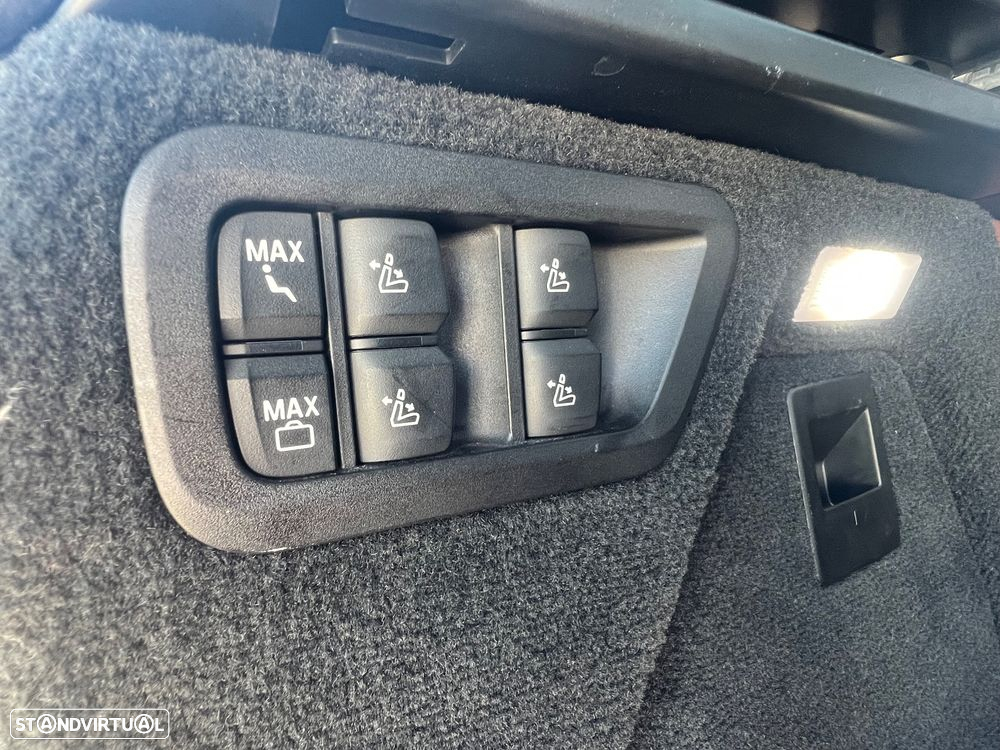 BMW X7 30 d xDrive Pack M - 21