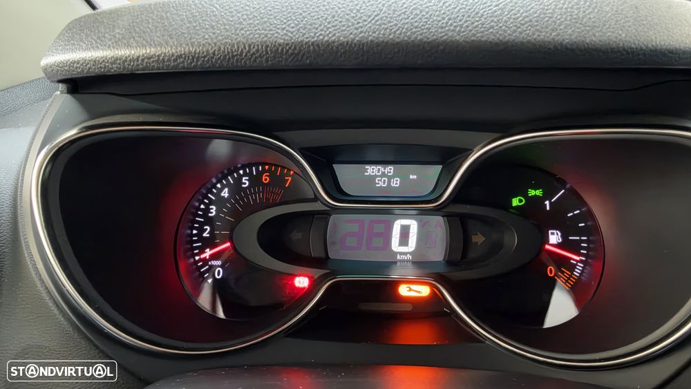 Renault Captur 0.9 TCE Exclusive - 29