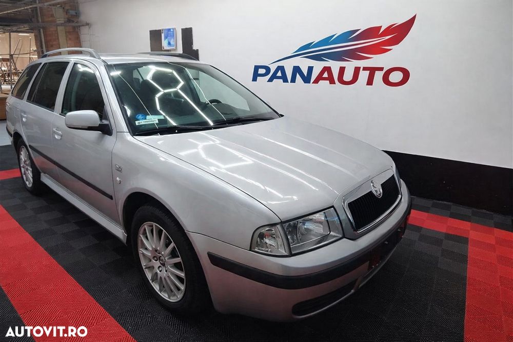 Skoda Octavia Combi 1.6 Elegance - 1