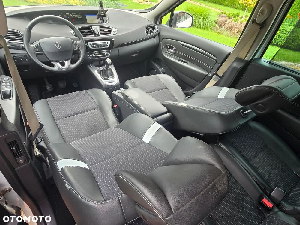 Renault Grand Scenic Gr 1.2 TCe Energy Bose Edition - 25