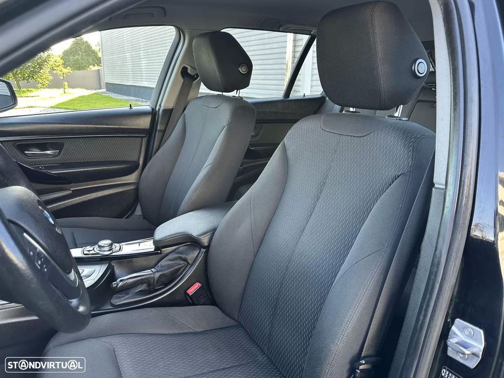 BMW 320 d Line Sport Auto - 34
