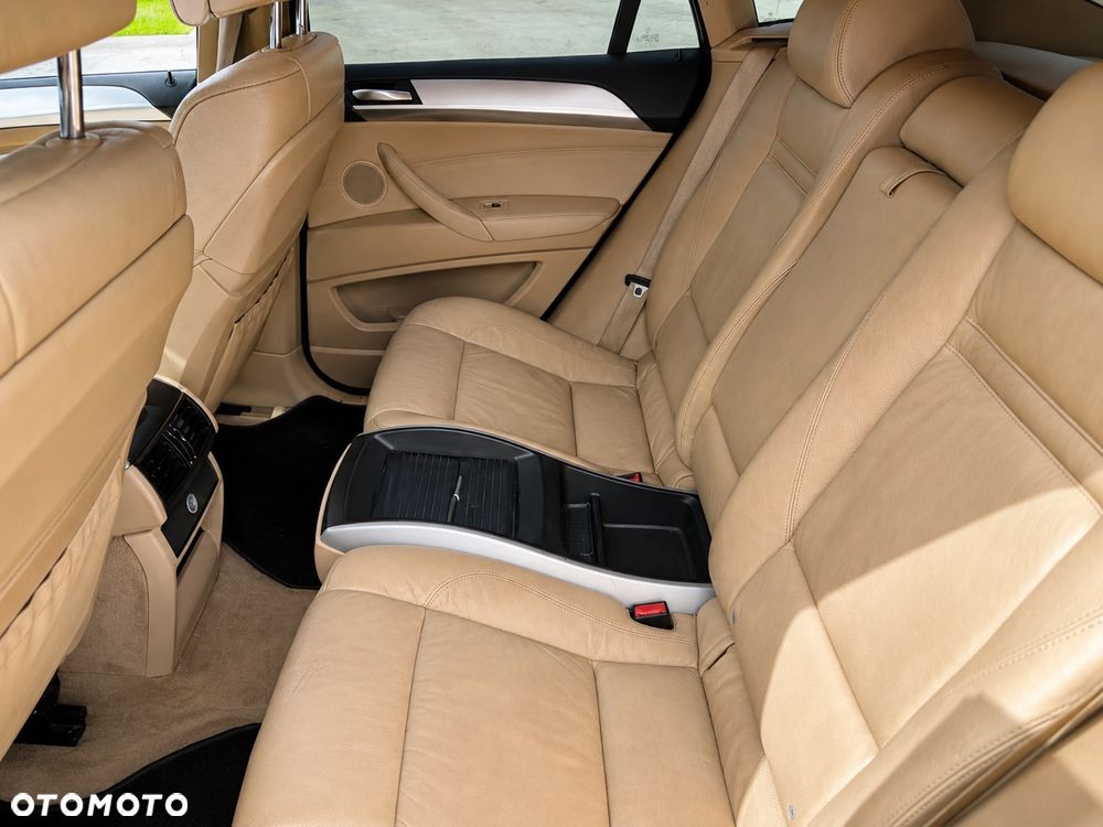 BMW X6 - 26