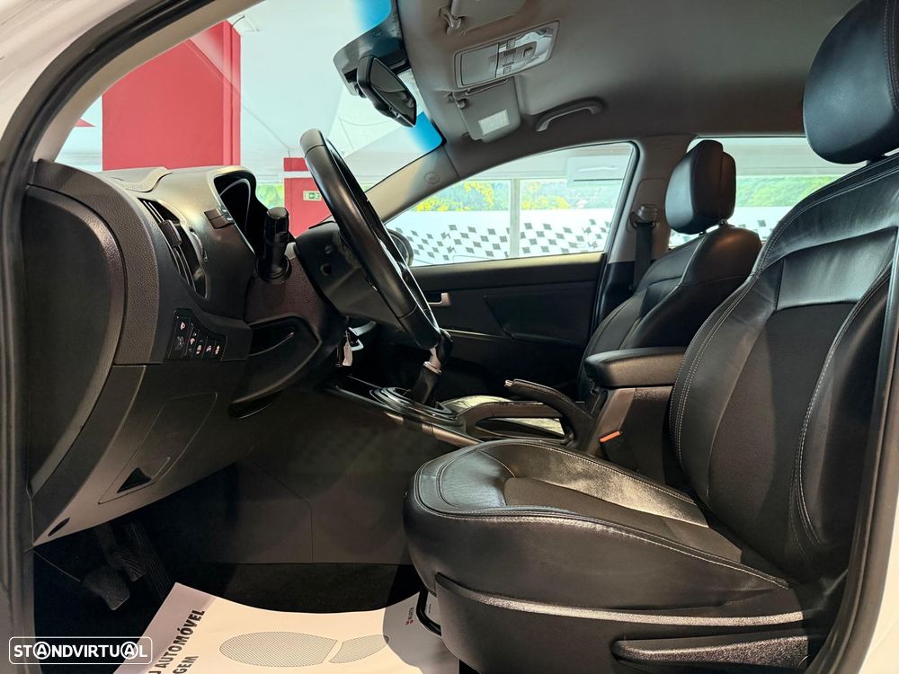 Kia Sportage 1.7 CRDI ISG More Edition - 10