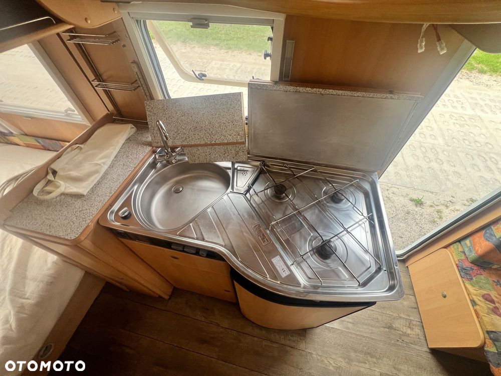 Dethleffs Camper - 11