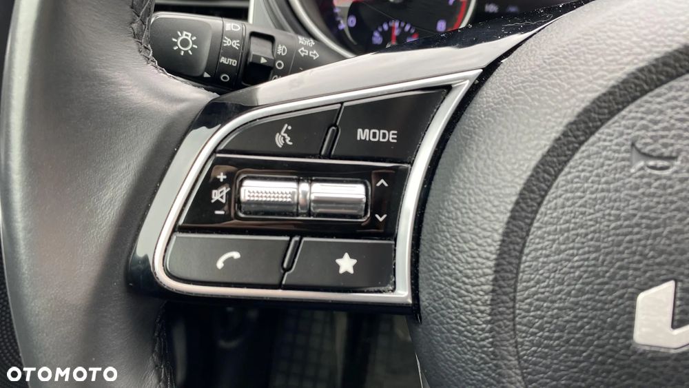 Kia Ceed 1.5 T-GDI M DCT - 11