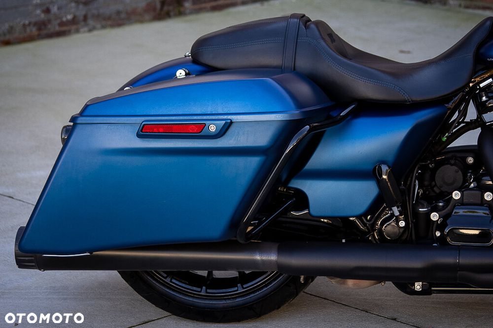 Harley-Davidson Touring Street Glide - 8