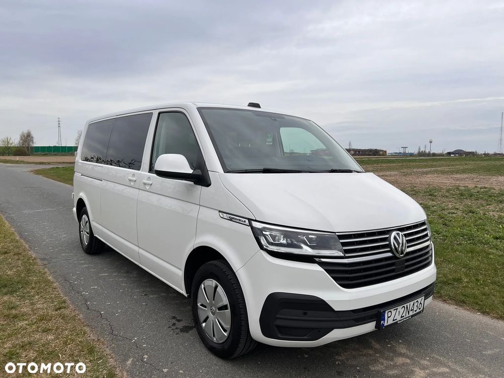 Volkswagen Caravelle - 8