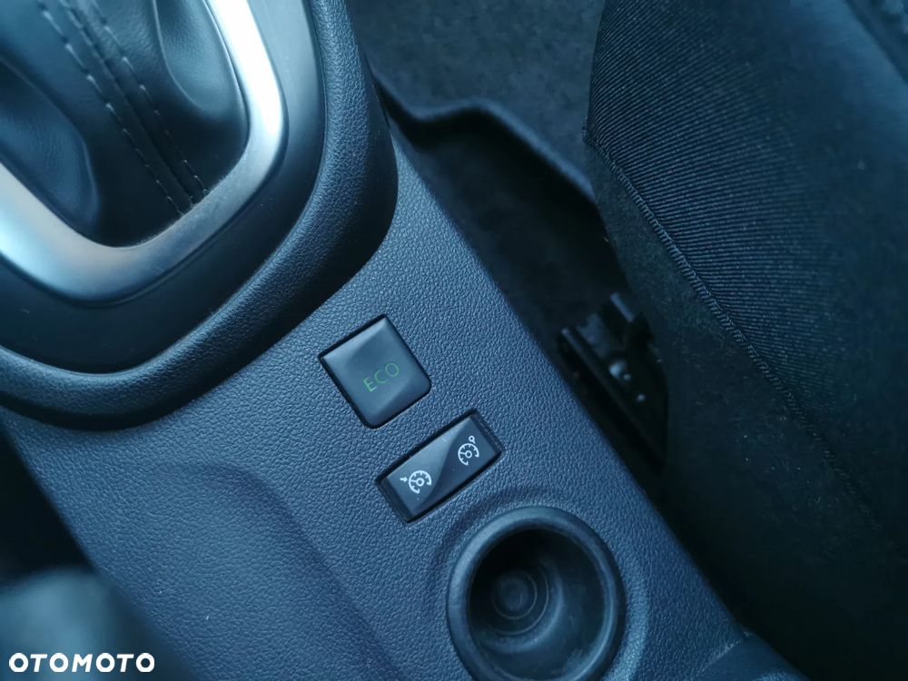 Renault Captur ENERGY TCe 120 EDC LIMITED - 17