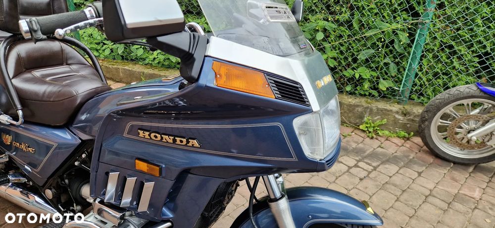 Honda GL - 4