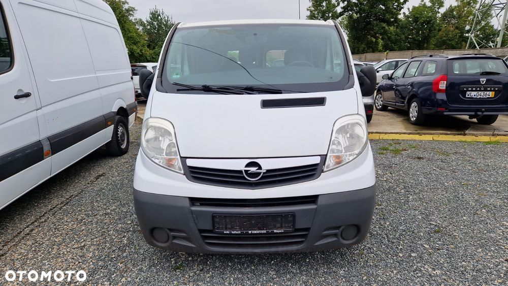 Opel Vivaro - 2