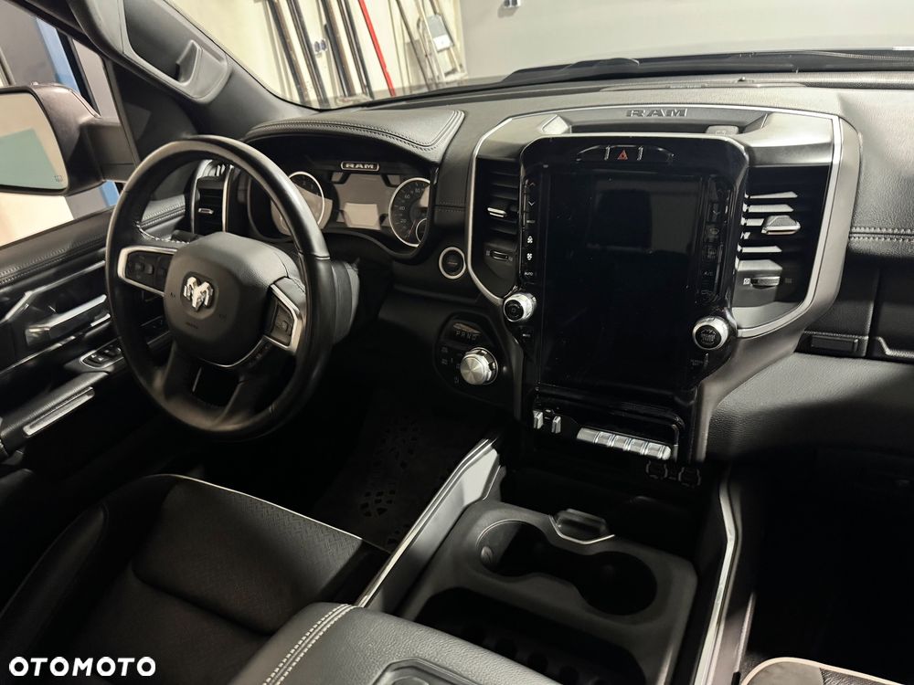 Dodge RAM 1500 5.7 4x4 - 15