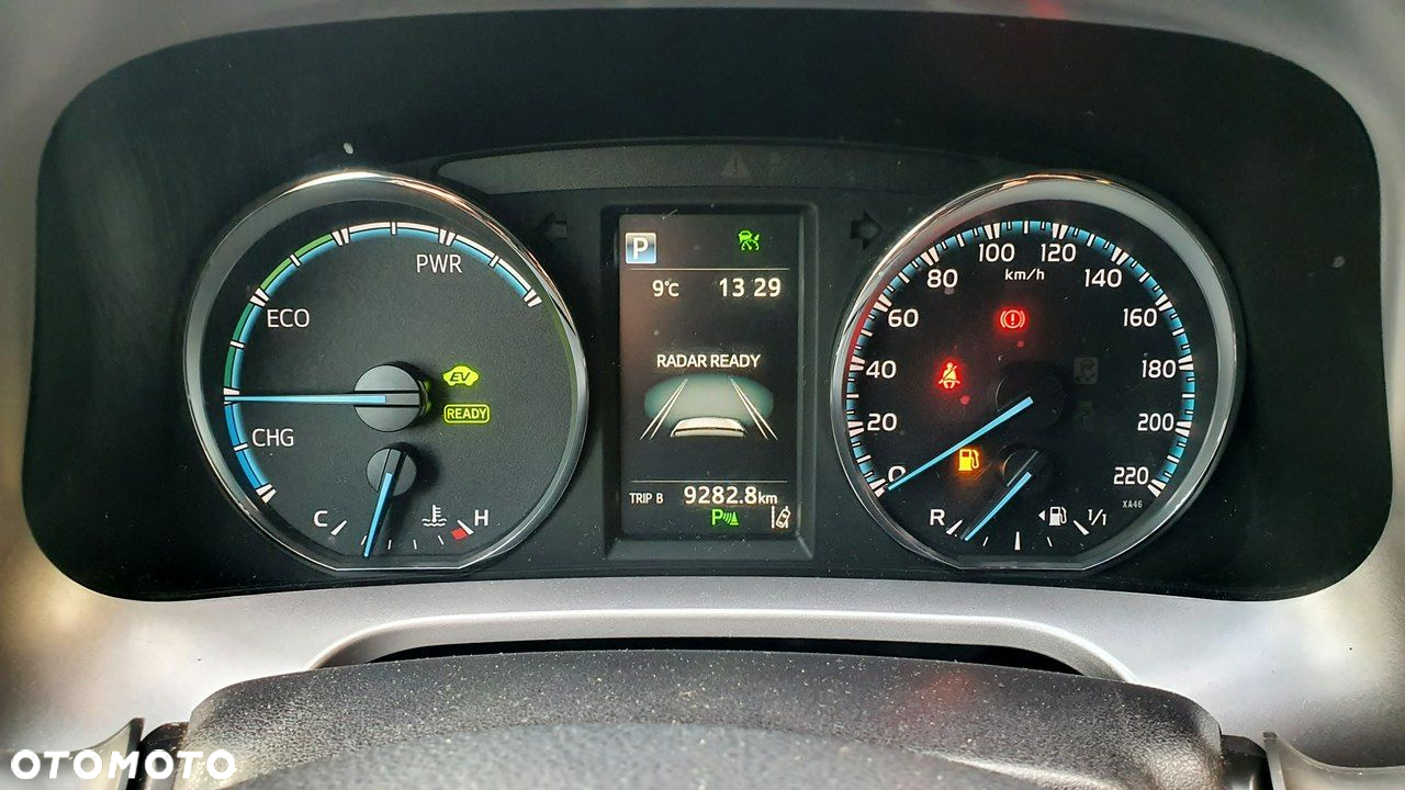 Toyota RAV4 - 23