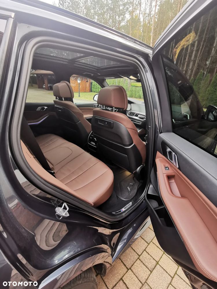 BMW X5 xDrive40i - 16