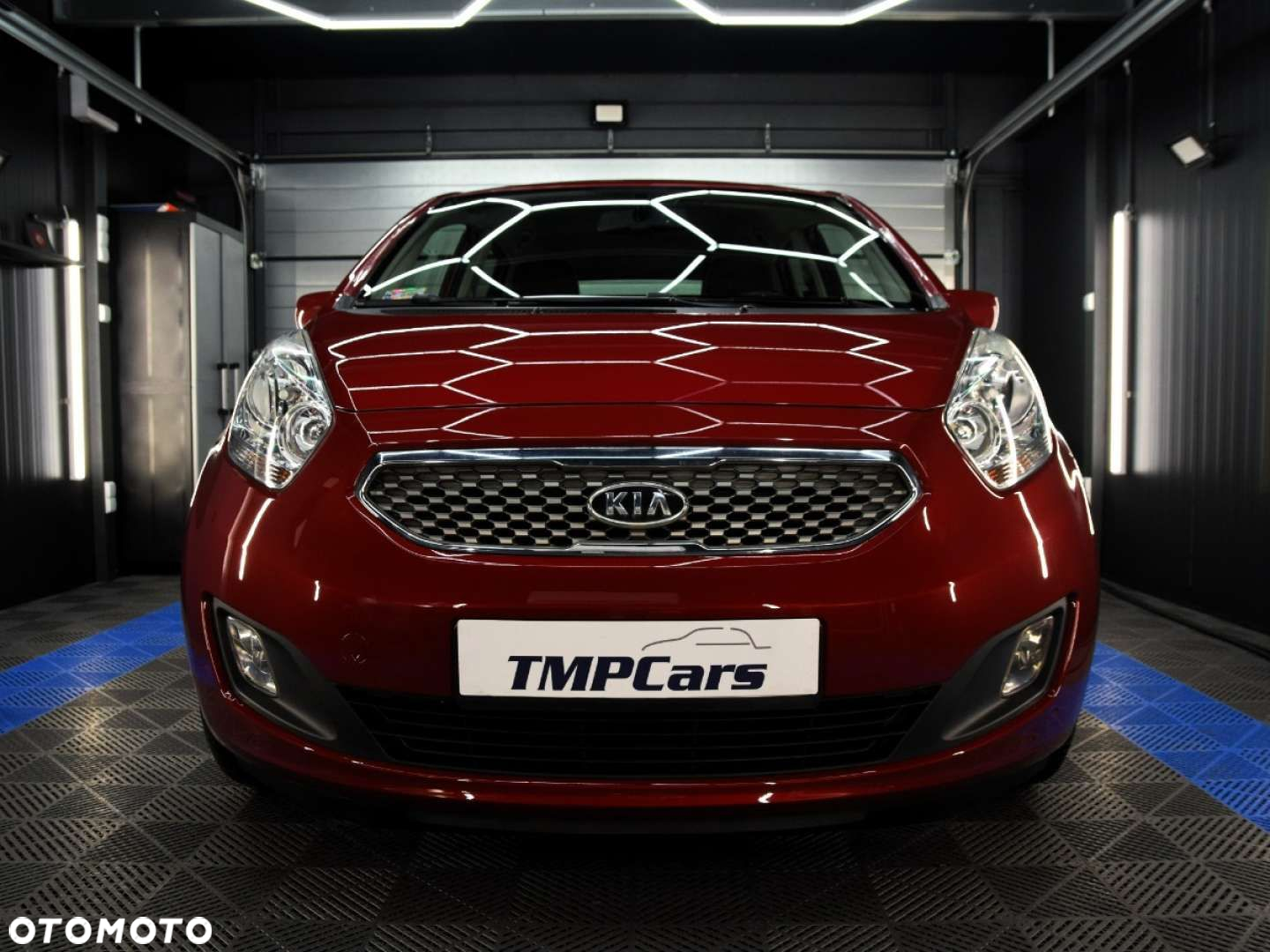Kia Venga - 11