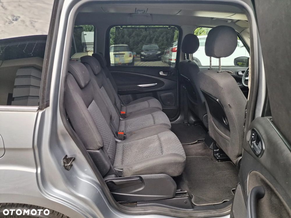 Ford Galaxy 2.0 TDCi DPF Ghia - 14