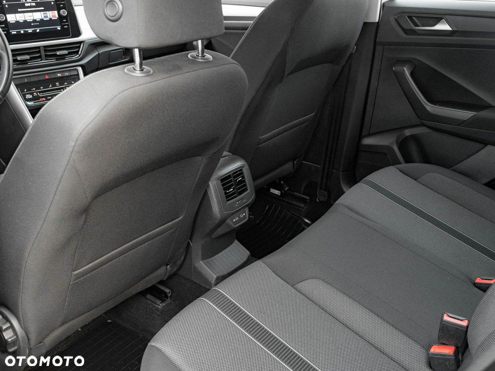 Volkswagen T-Roc 1.5 TSI Life - 23