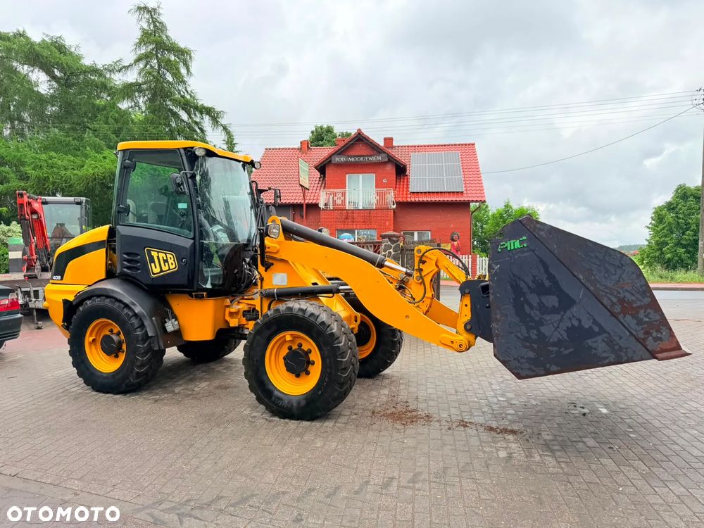 JCB 409 - 22