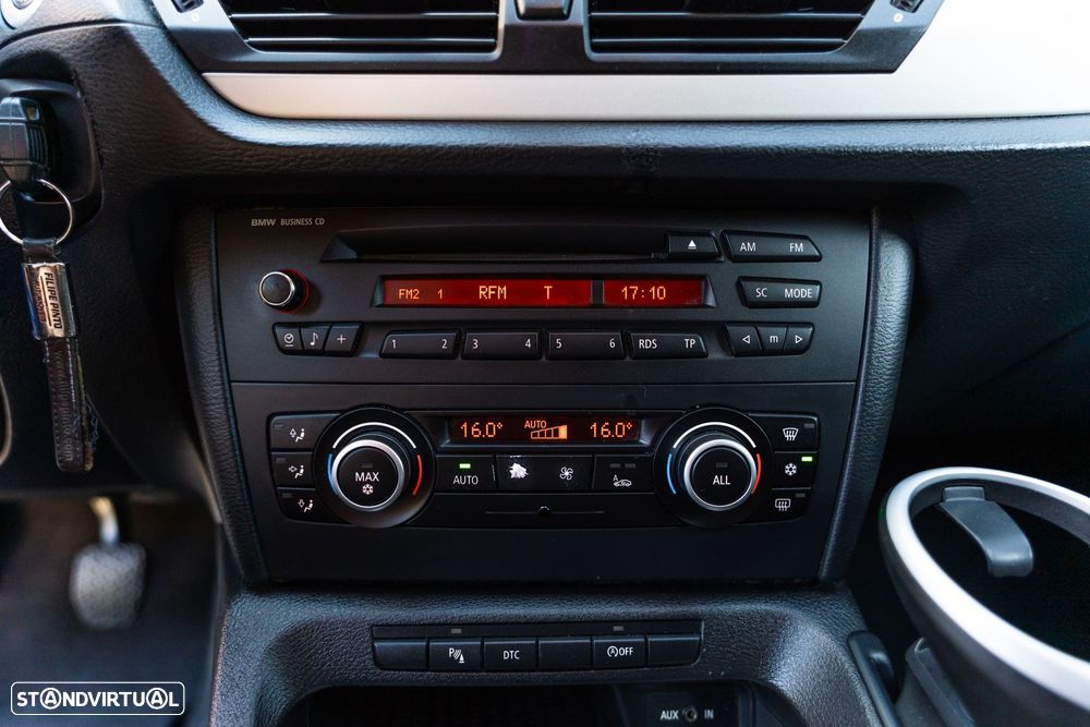 BMW X1 18 d sDrive - 15