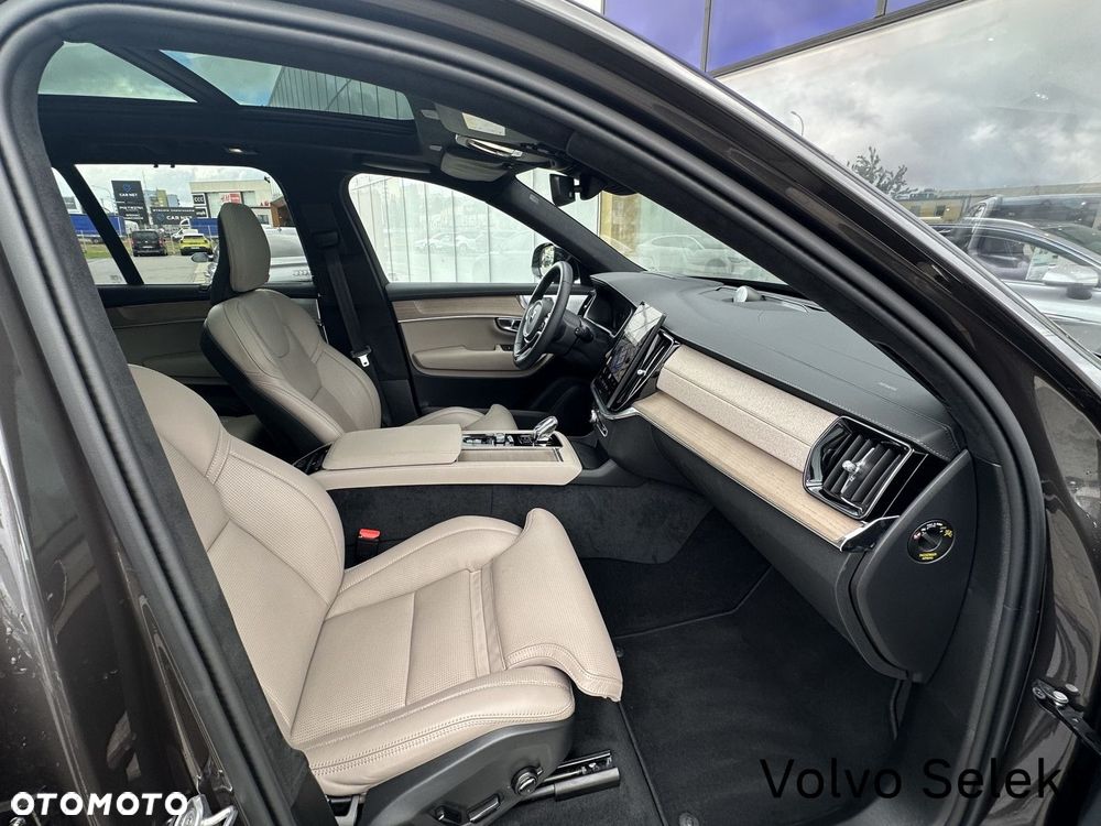 Volvo XC 90 - 29