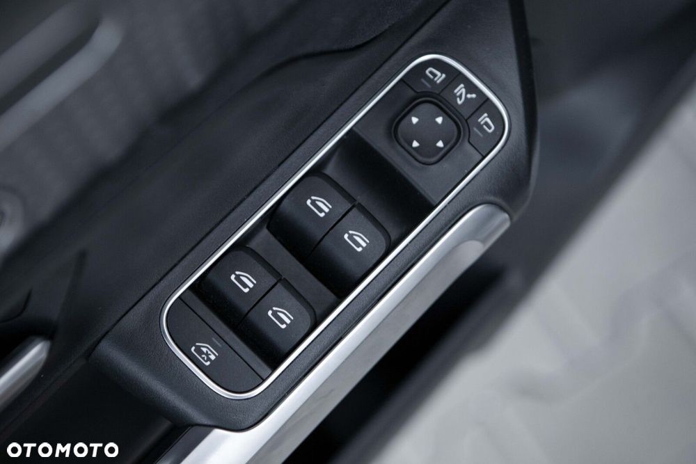 Mercedes-Benz GLB 200 d 4-Matic AMG Line 8G-DCT - 18