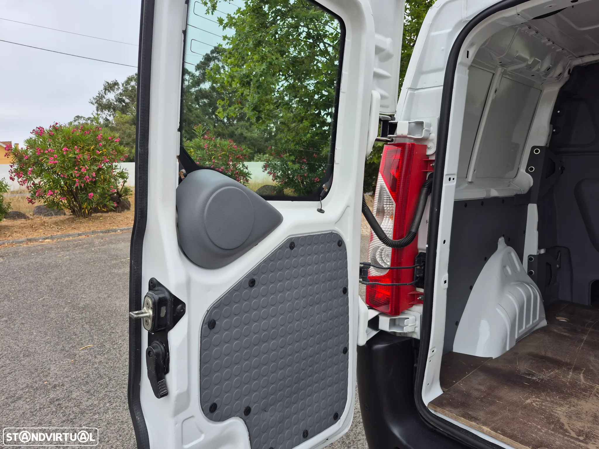 Toyota Proace 2.0D-4D - 6 LUGARES | GARANTIA - 29