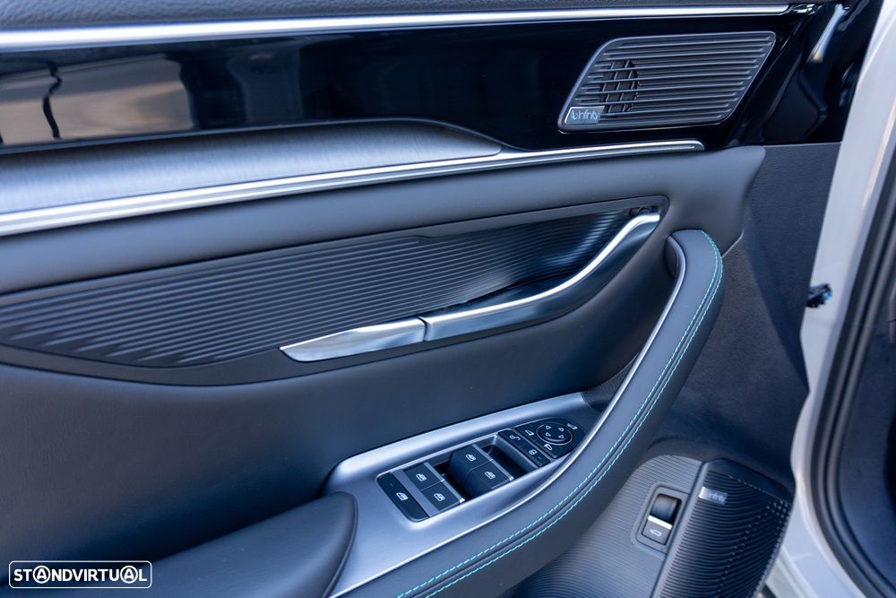 BYD Seal U 1.5 DM-i Comfort - 18