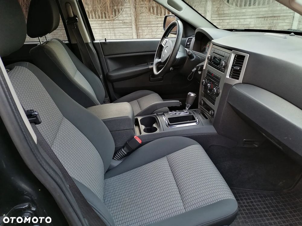Jeep Grand Cherokee 3.7 4x4 Laredo - 12