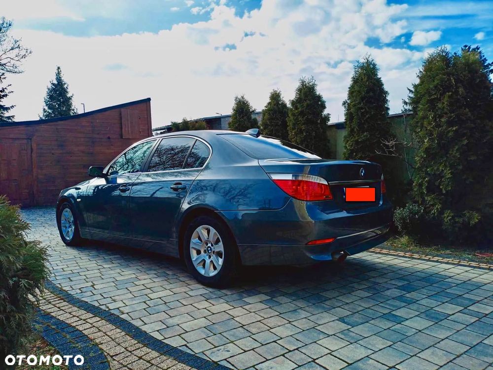 BMW Seria 5 520d - 5