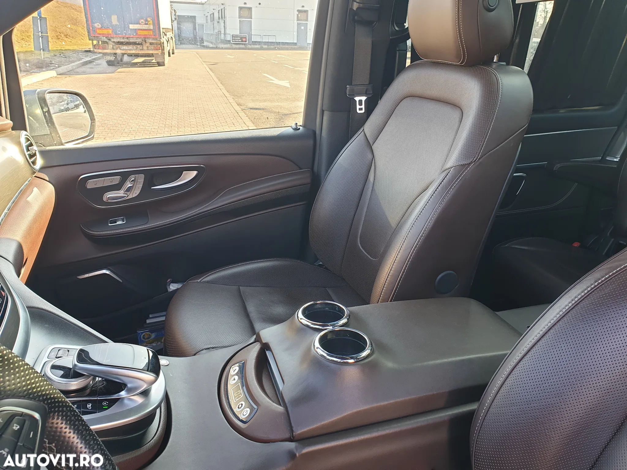 Mercedes-Benz V 250 BlueTEC Aut. Long - 29