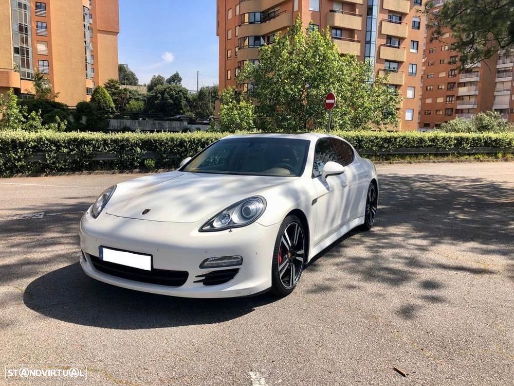 Porsche Panamera Platinum Edition - 1
