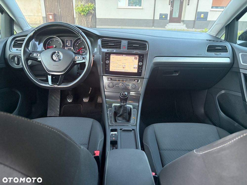 Volkswagen Golf 1.6 TDI (BlueMotion Technology) Trendline - 17