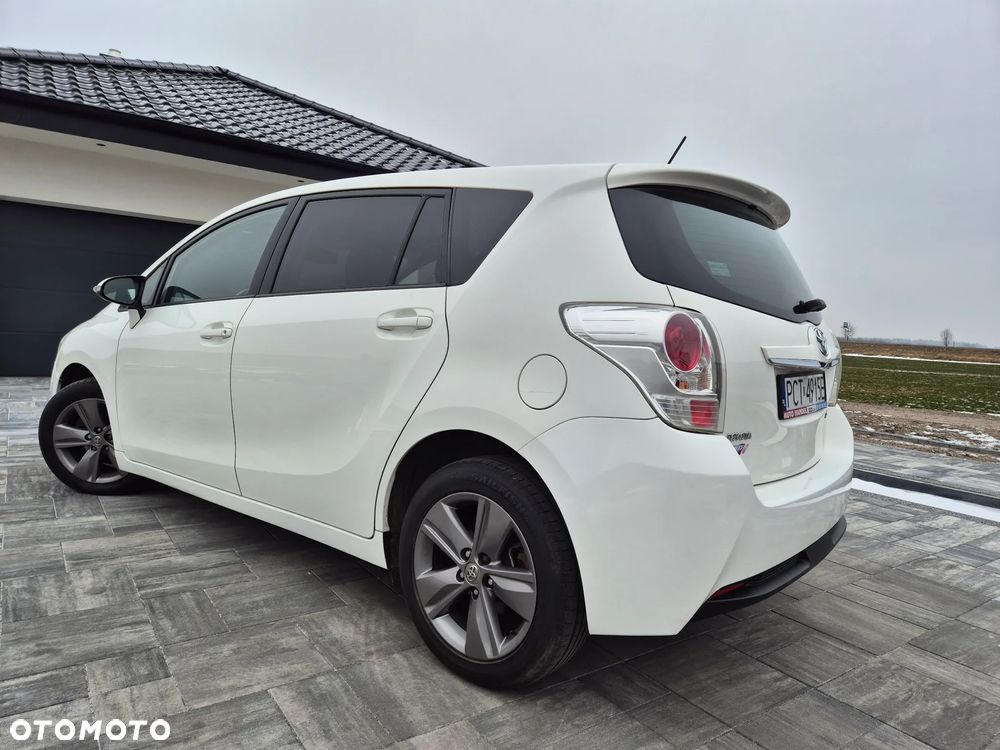 Toyota Verso 1.6 D-4D Premium - 15