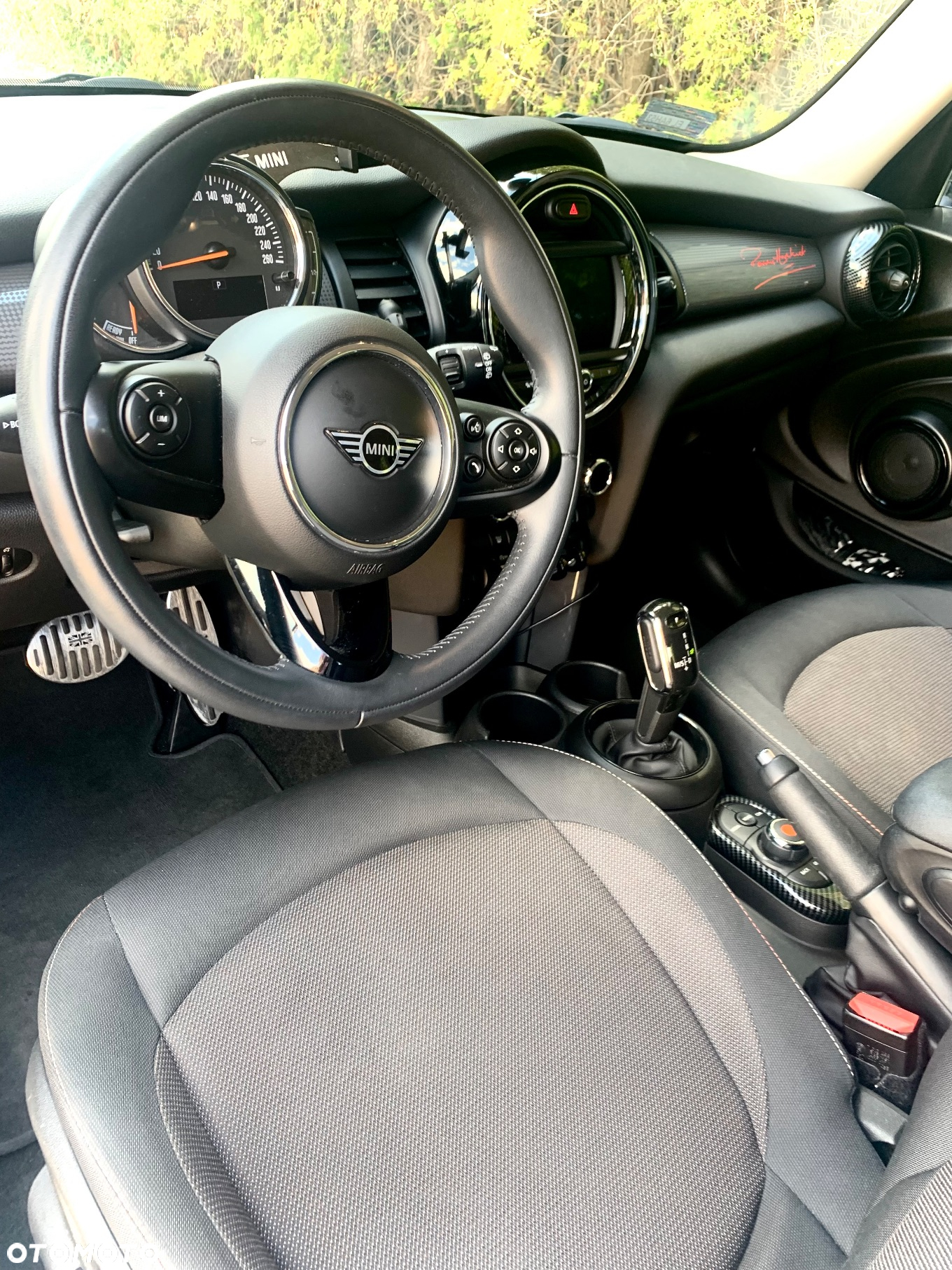 MINI Cooper Standard - 23