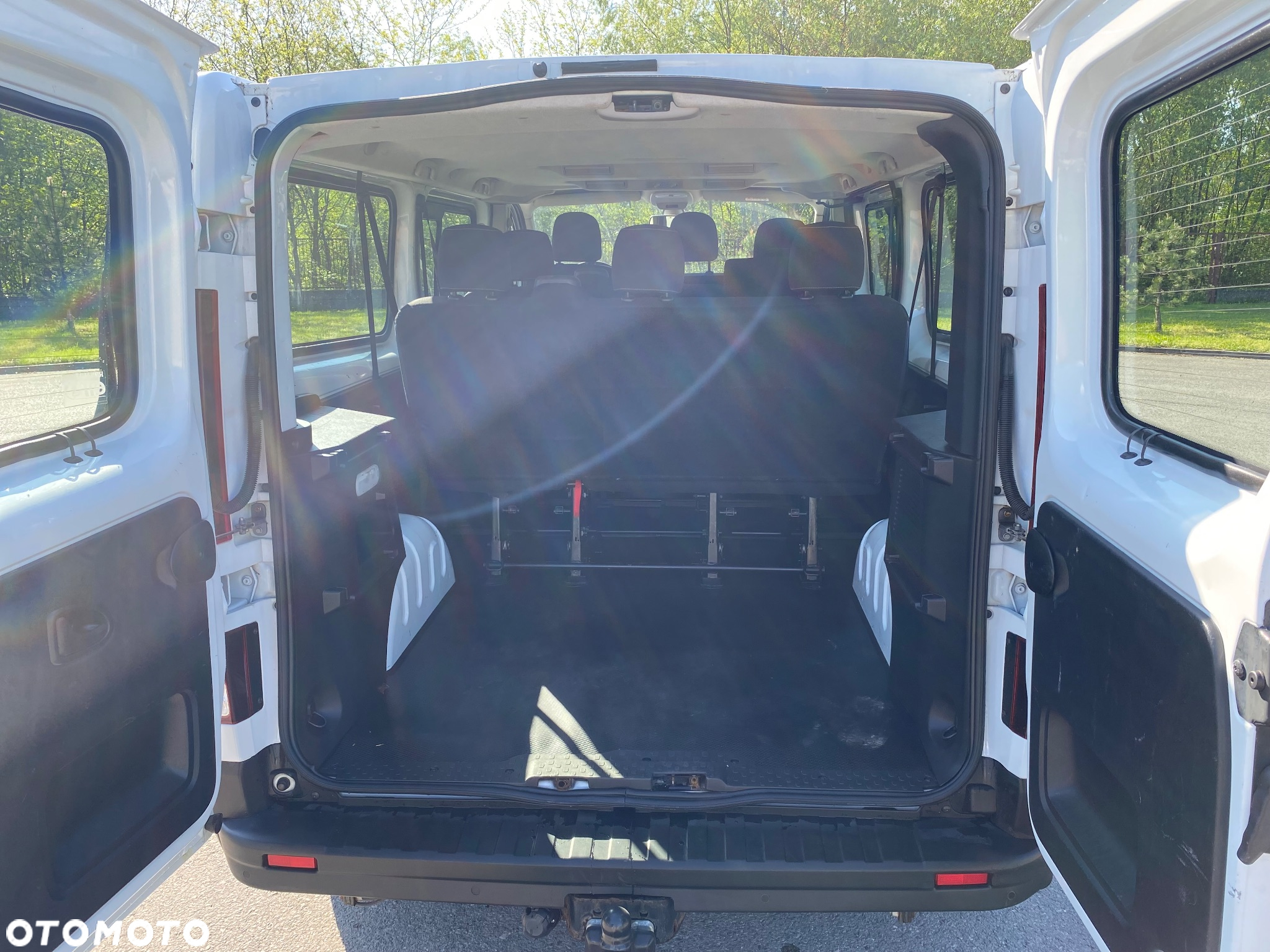 Renault Trafic Grand Passenger 3,0t Pack Clim - 16