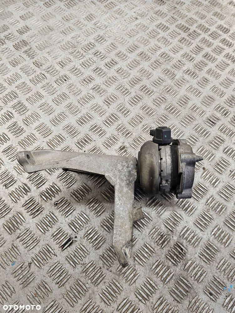 łapa poduszka silnika audi a8 d3 w12 6.0 4e0199381 - 1