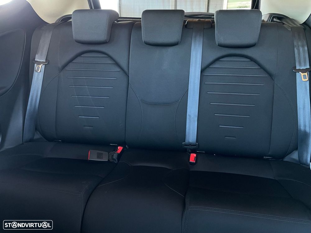 Alfa Romeo MiTo 0.9 T TwinAir Urban - 12