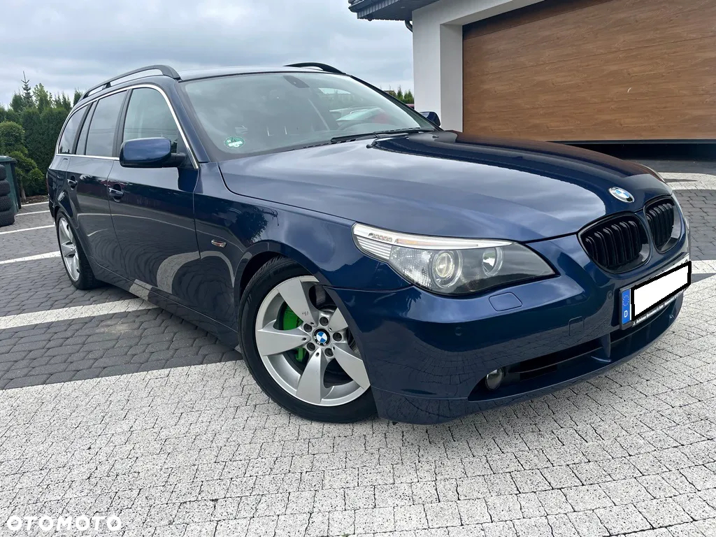 BMW Seria 5 525d Touring - 4