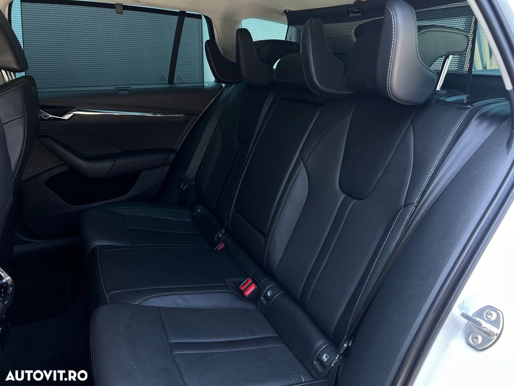 Skoda Octavia 2.0 TDI DSG Exclusive Plus - 9