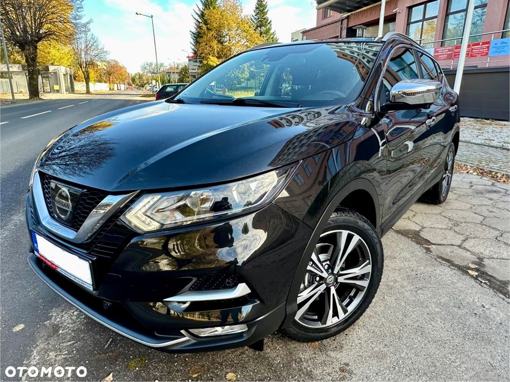 Nissan Qashqai 1.6 DIG-T N-Connecta - 2