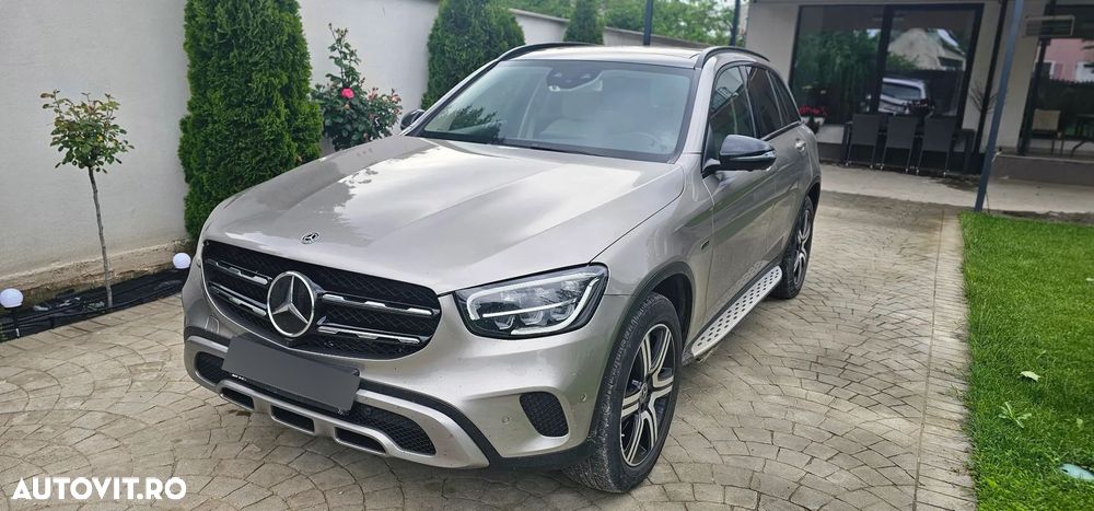 Mercedes-Benz GLC - 1