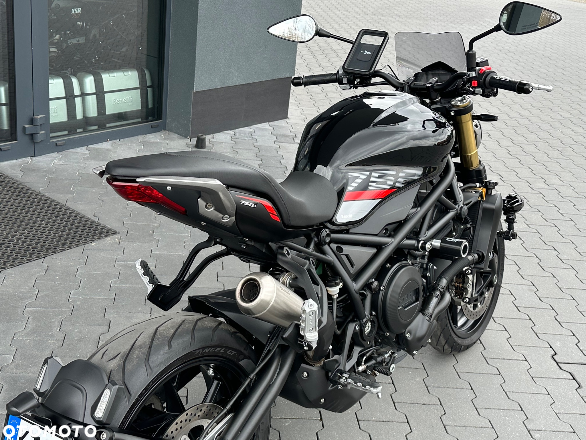 Benelli 752 S